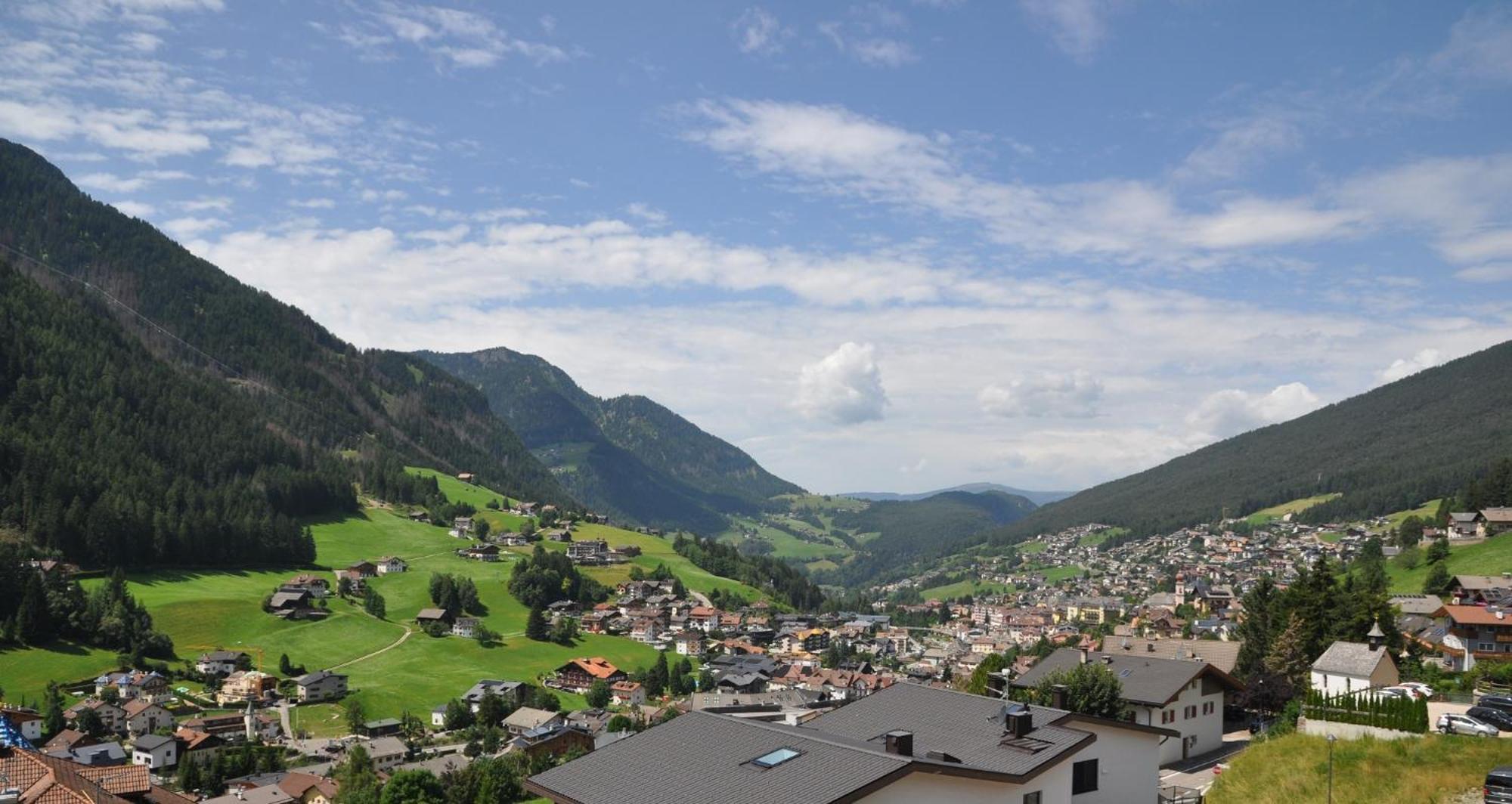 Apartment Sciadules Ortisei Eksteriør bilde